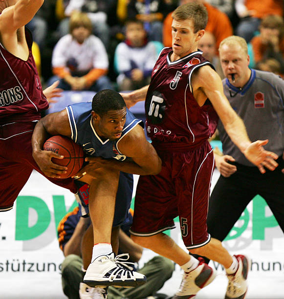 队很可能将 队很可能将